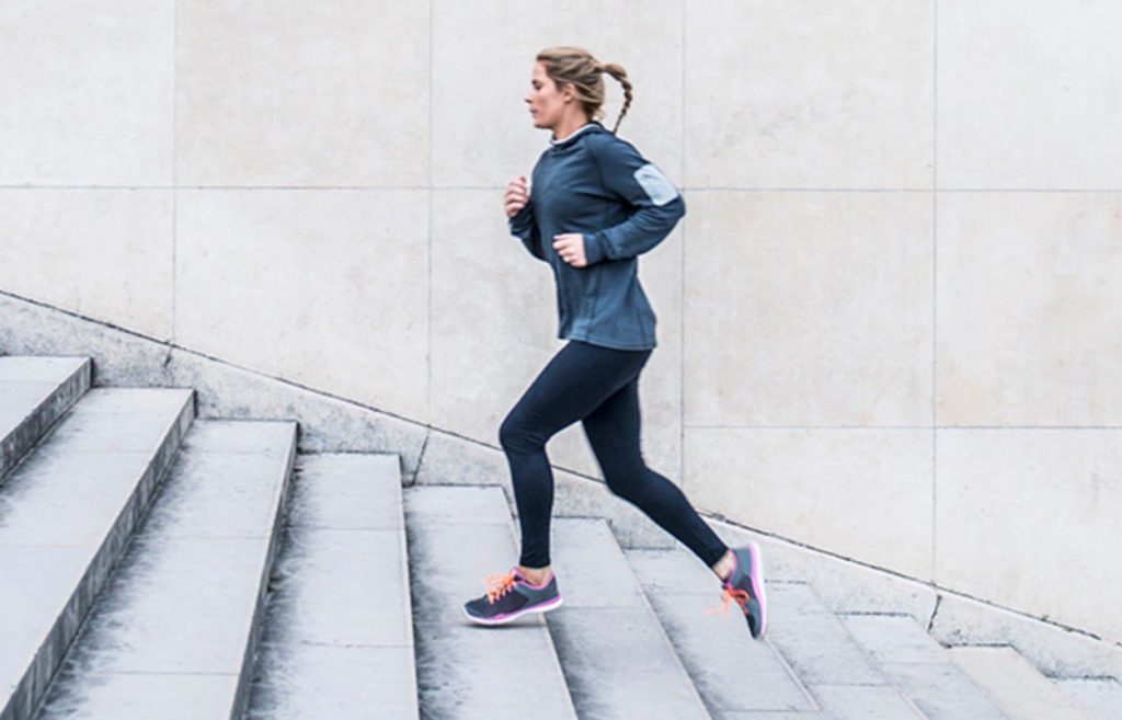 آیا میخواهید خطر بیماری قلبی خود را کاهش دهید؟ هر روز از چند پله باید بالا بروید؟