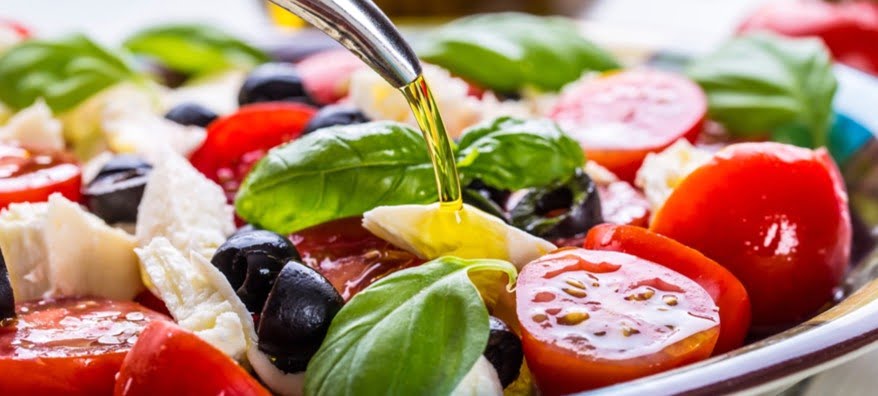 پژوهشها نشان میدهند که سبک زندگی مدیترانهای واقعاً طول عمر را افزایش دهد