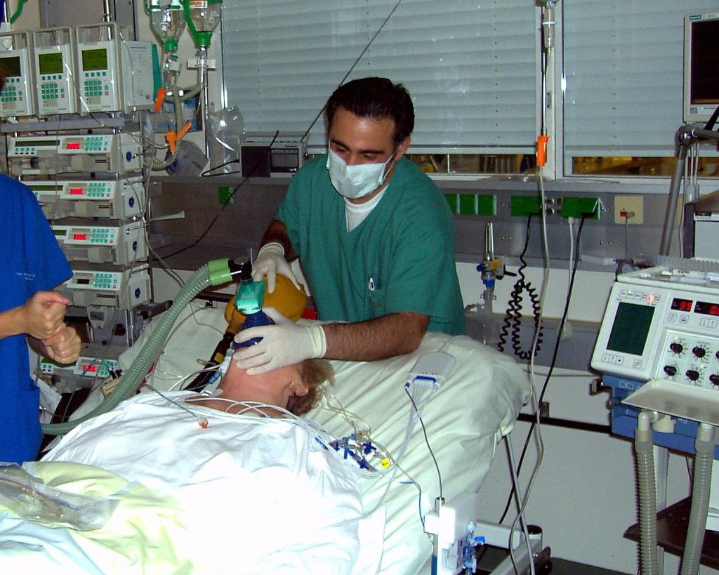 جان نجاتدهندگان در خطر