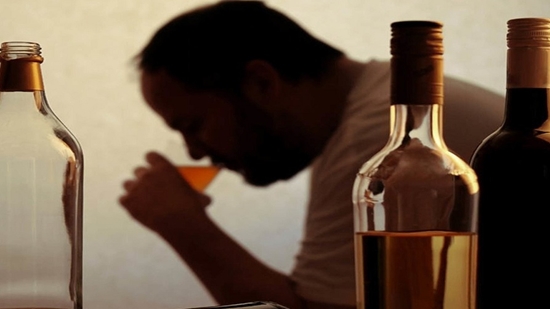 کوری مطلق و مرگ؛ عارضه الکلهای حاوی متانول