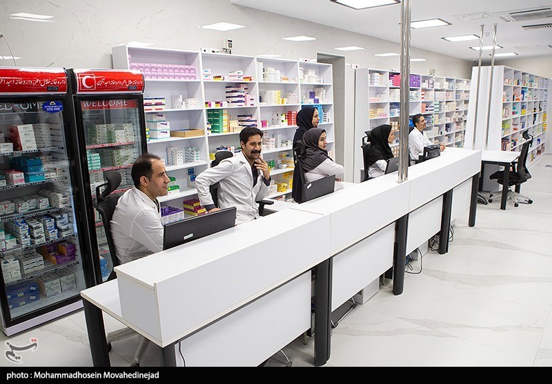 نسخهپیچی در داروخانهها بدون کارت ملی انجام میشود